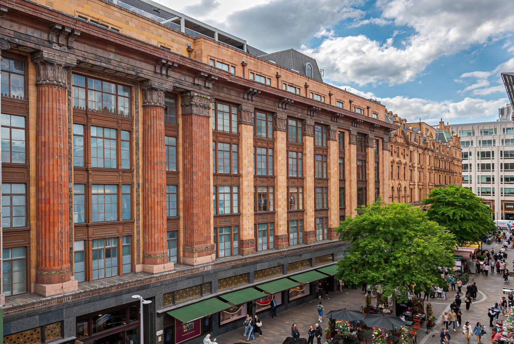 Modern Knightsbridge Apartment With Balcony Overlooking Harrods Prime Location Londra Exterior foto